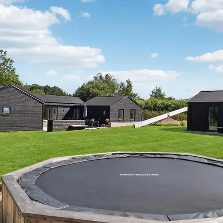 Дом отдыха 6 Bedroom Beautiful In Grenaa Brondstrup