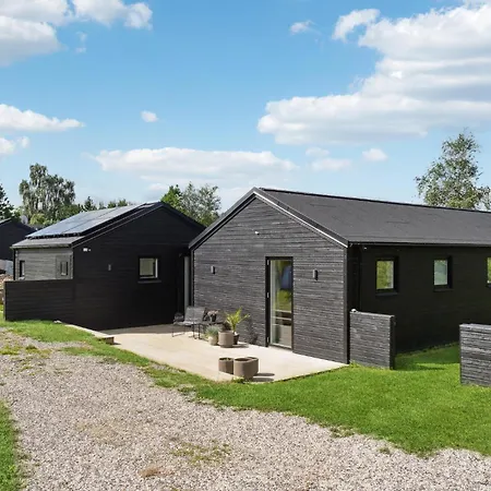 Дом отдыха 6 Bedroom Beautiful In Grenaa *